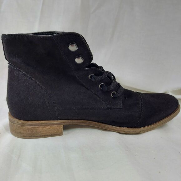 Brash Womens Size 9 Lace Up Short Ankle Black Boot Low Heel Suede Like Fabric - Picture 10 of 11
